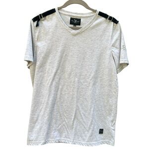 Y2K Marc Ecko Cut & Sew Gray V-Neck Buckle Strap Tee Men’s Medium